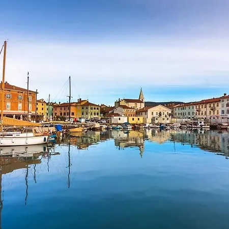 Apartmaji Soncek Izola