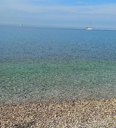 Apartmaji Soncek Izola