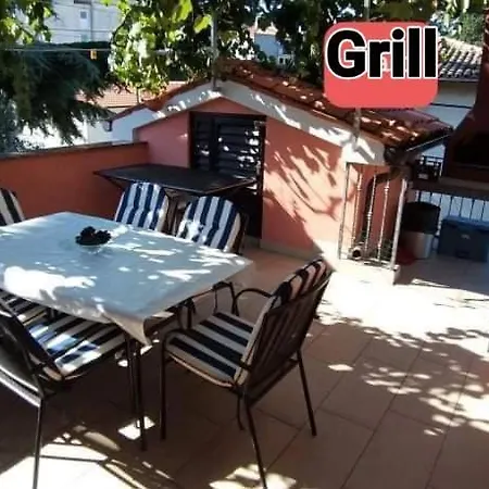 Apartmaji Soncek * إيزولا