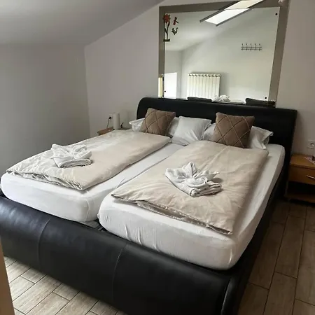 Apartmaji Soncek דירה איזולה