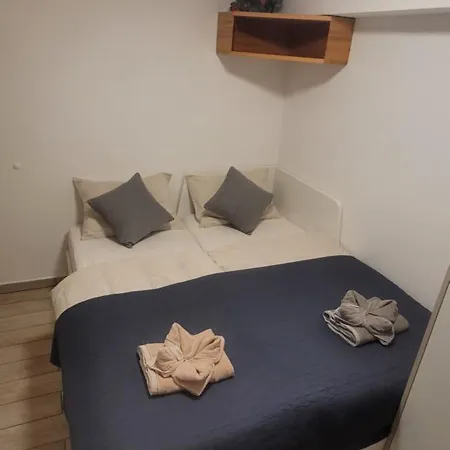 شقة Apartmaji Soncek إيزولا