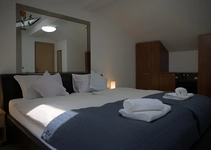 Apartmaji Soncek * إيزولا