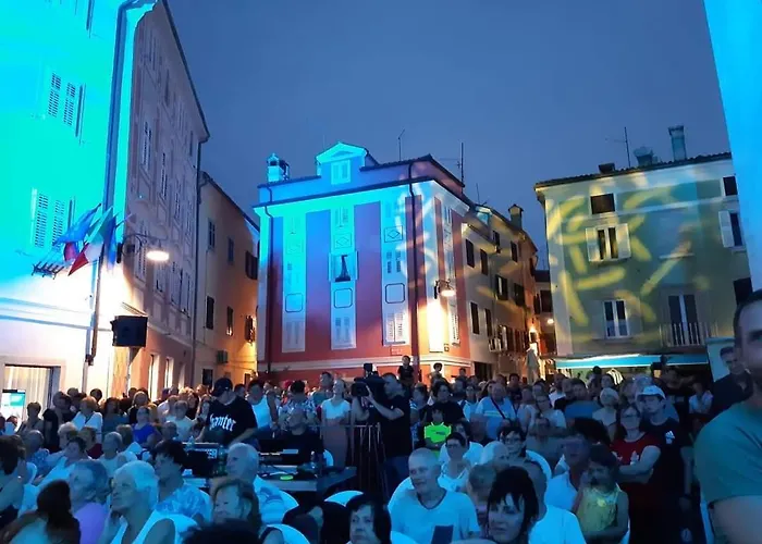 Apartmaji Soncek * Izola