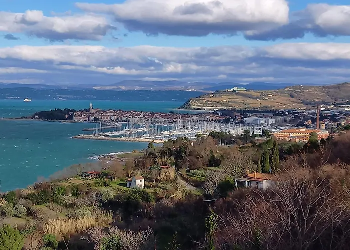 Apartmaji Soncek * إيزولا